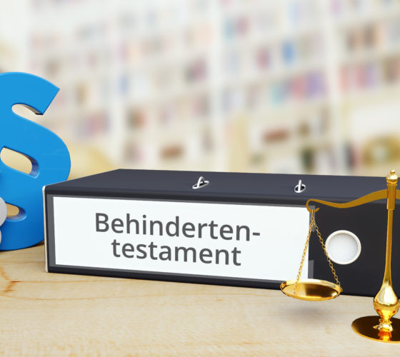 Symbole für Justiz und Behindertentestament